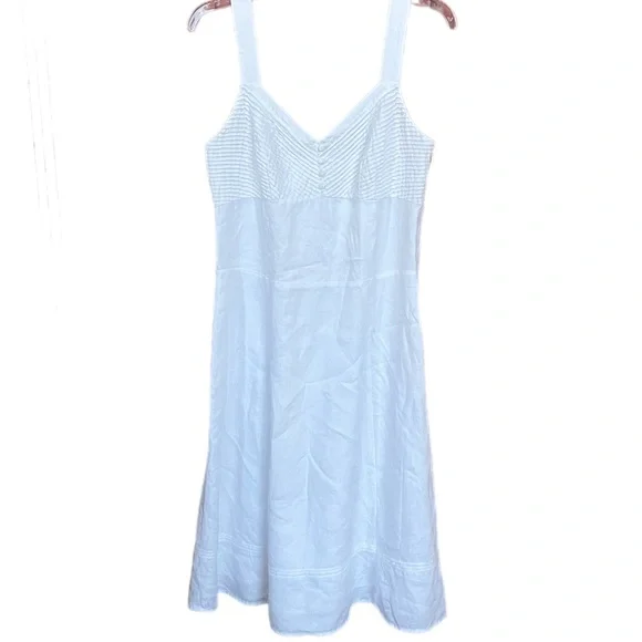 LOFT | Dresses | Ann Taylor Loft Fit And Flare Pleated Bodice White Linen  Dress Size | Poshmark